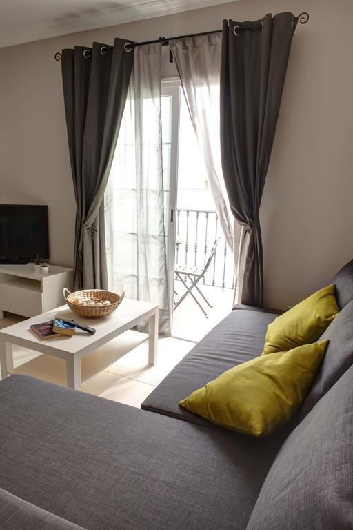 Apartment Ambrosia Nerja Chambre photo